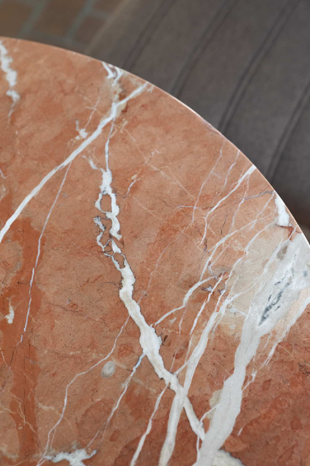 Round Marble Pedestal Coffee Table | Novi Living Sage | Oroa.com