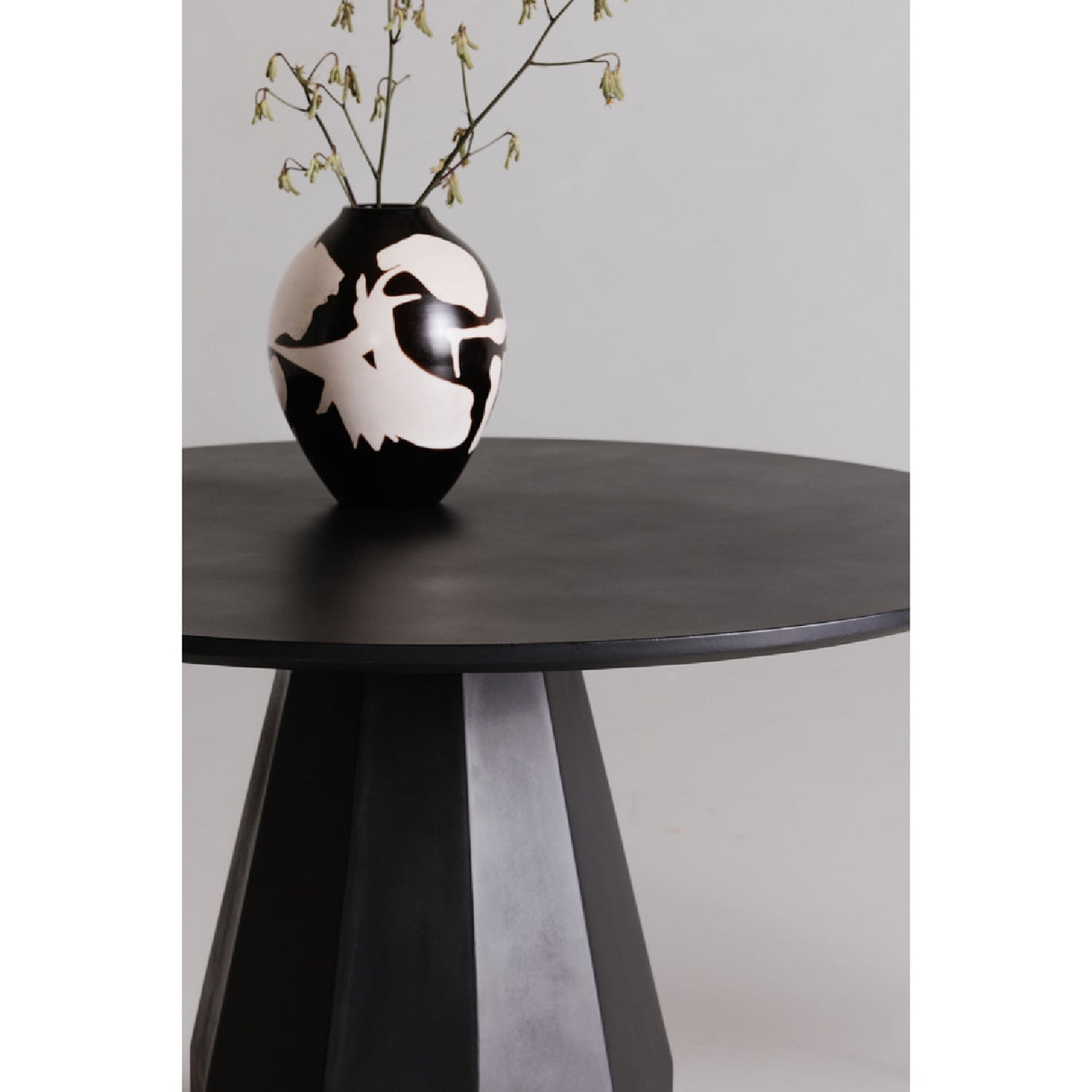 Modern European furniture - Concrete Indoor/Outdoor Dining Table - www.oroa.com