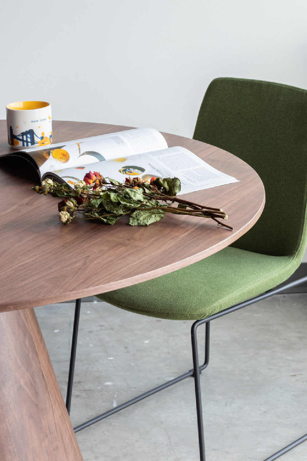 Modern European furniture - Round Wooden Dining Table - www.oroa.com
