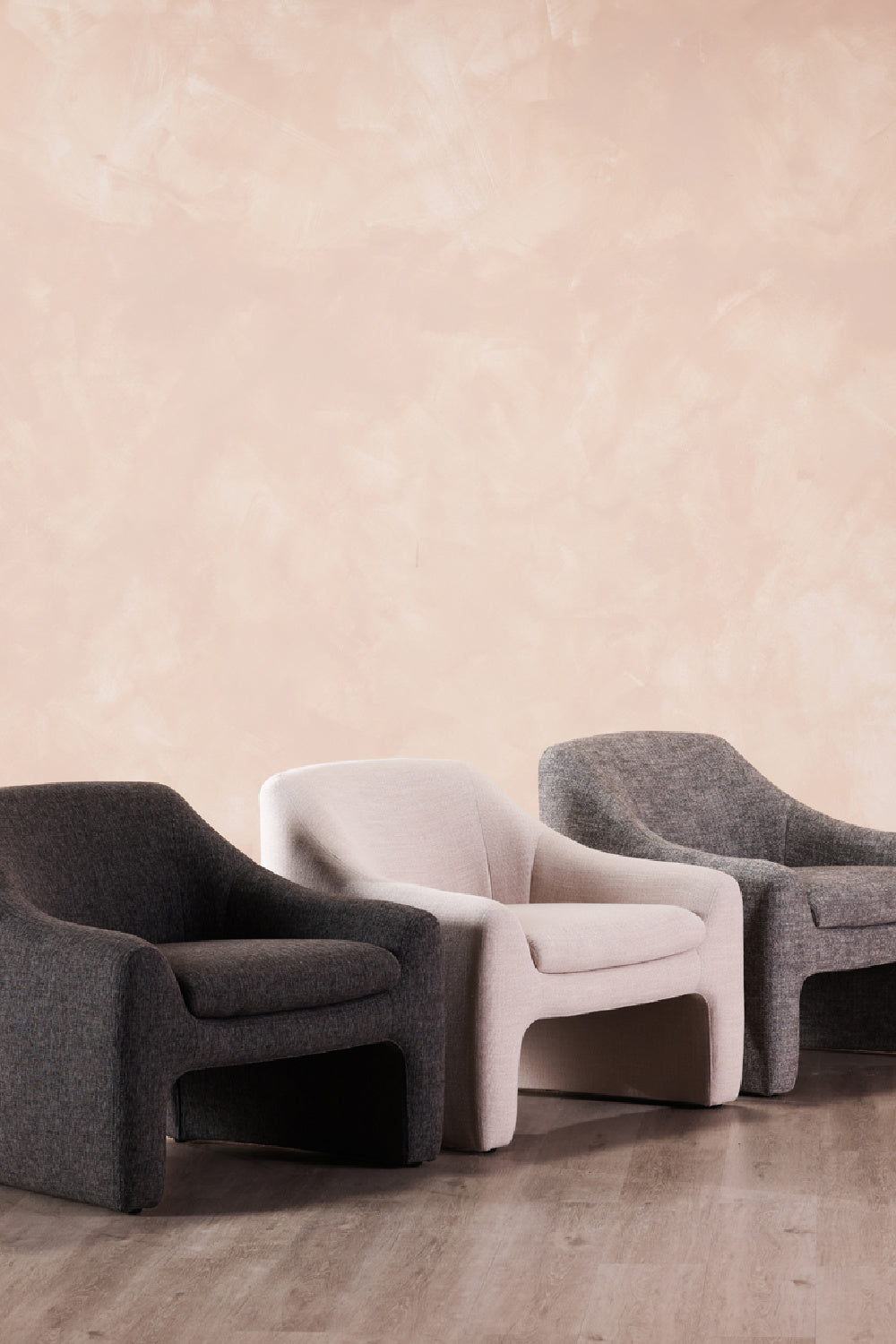 Sloped-Arm Lounge Chair | Novi Living Kenzie | Oroa.com