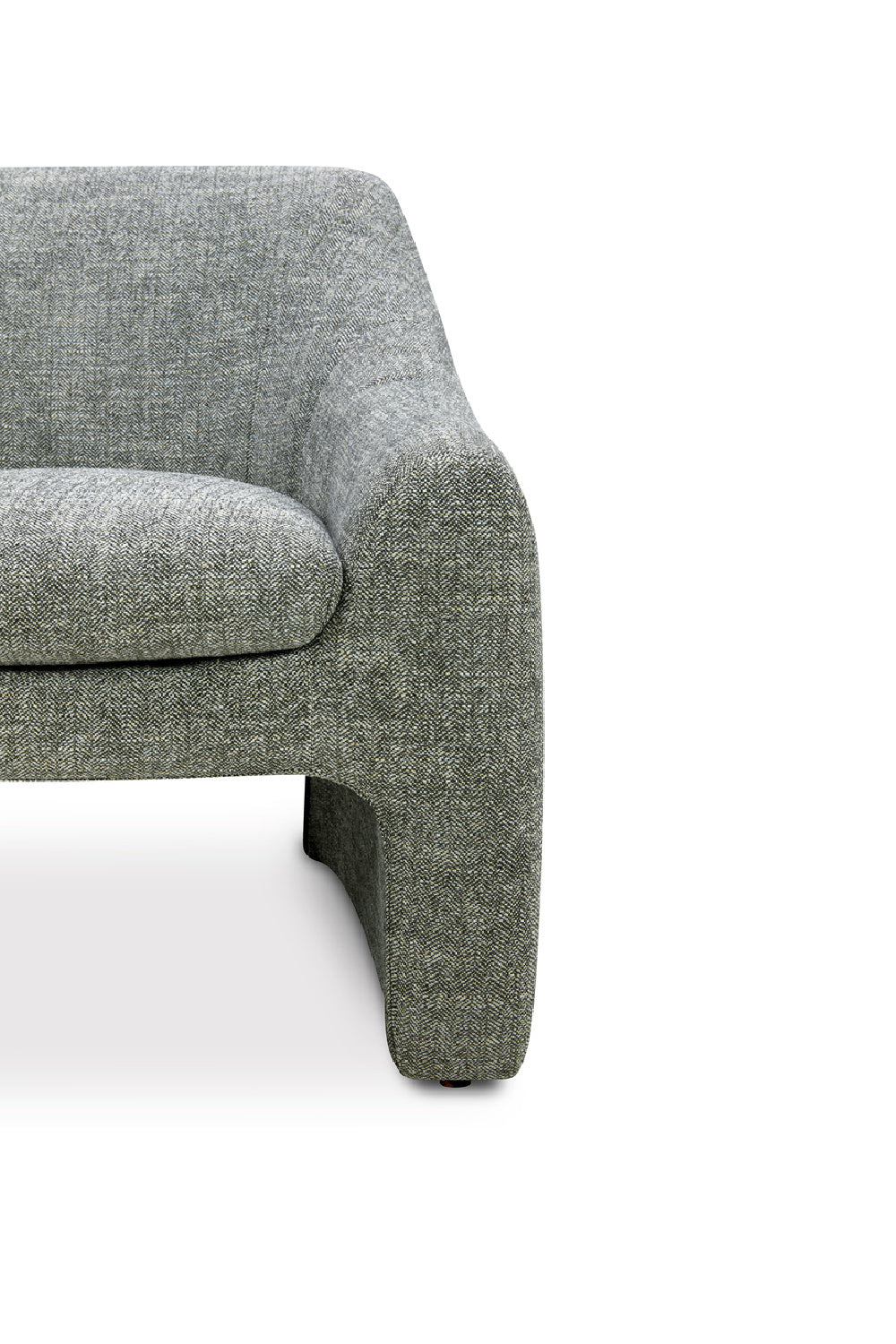 Sloped-Arm Lounge Chair | Novi Living Kenzie | Oroa.com