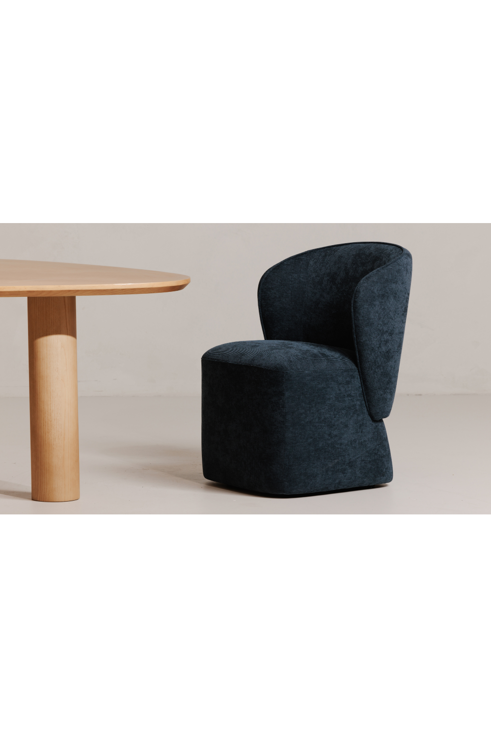 Curved Back Rolling Dining Chair | Novi Living Larson | Oroa.com