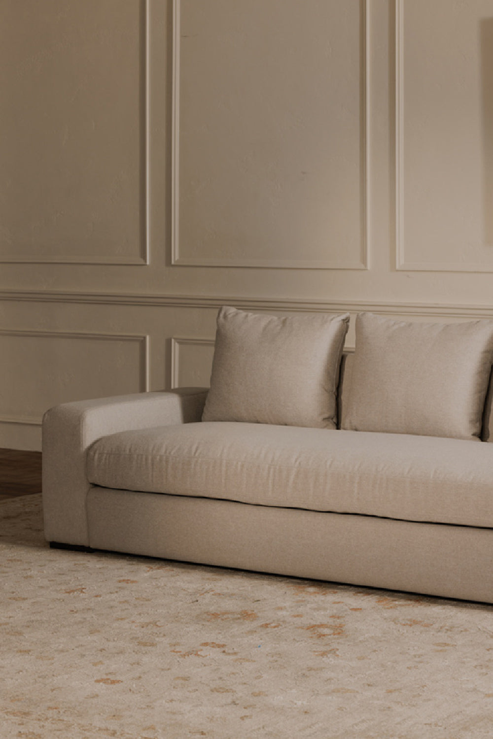 Modern European furniture - Gray Modern Minimalist Sofa - www.oroa.com