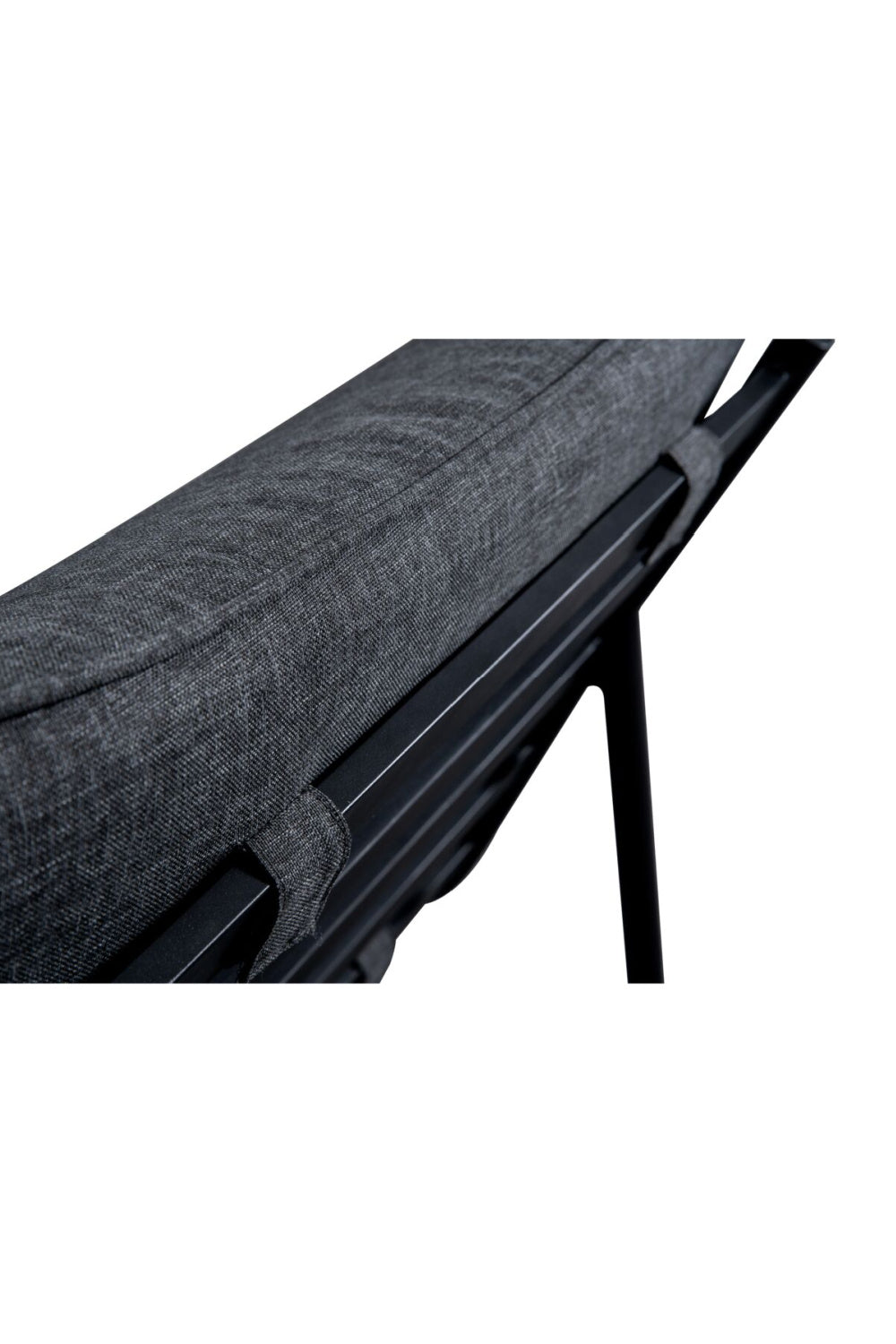 Modern Outdoor Cushion Chair | Novi Living Morgan | Oroa.com