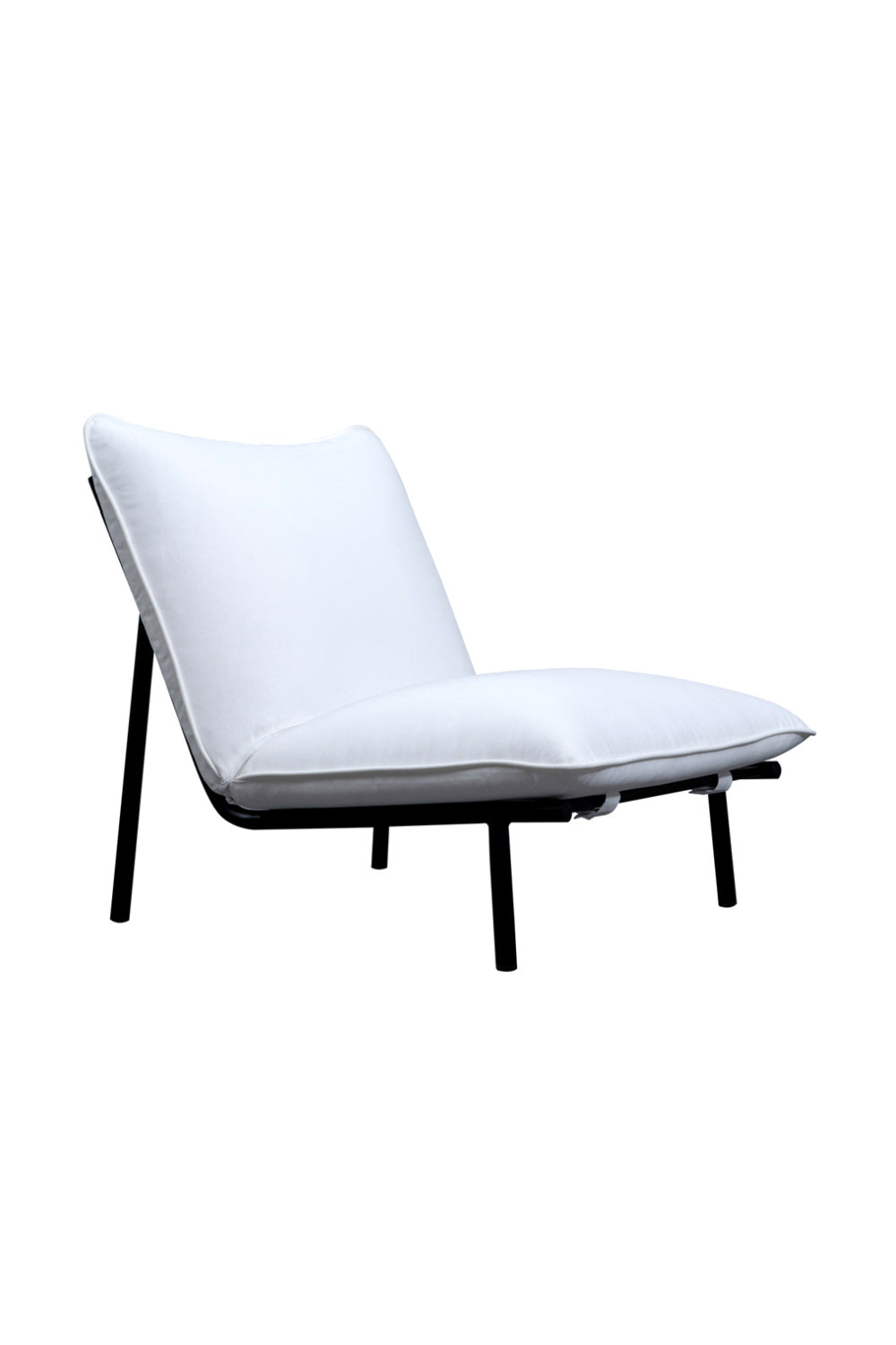 Modern Outdoor Cushion Chair | Novi Living Morgan | Oroa.com