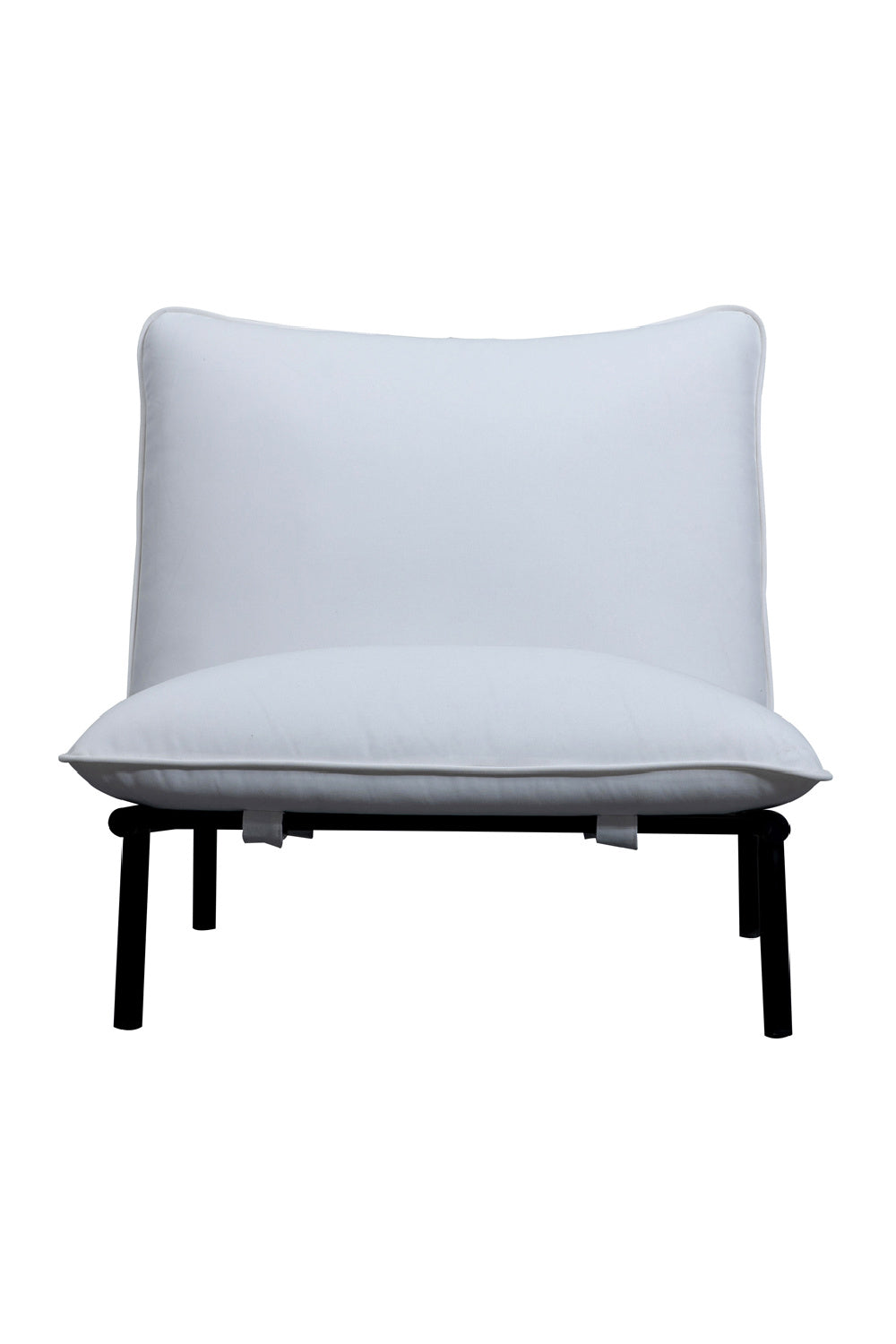 Modern Outdoor Cushion Chair | Novi Living Morgan | Oroa.com