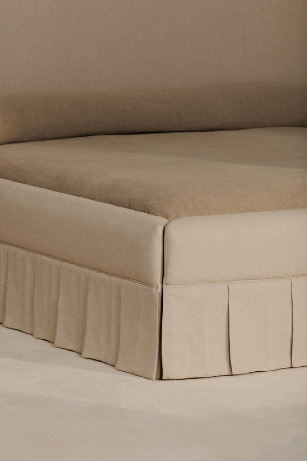Modern European furniture - Box Pleated Bed - www.oroa.com