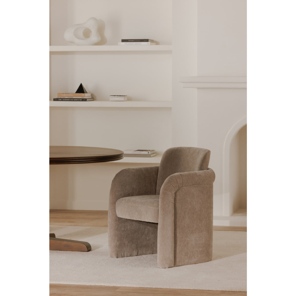 Modern European furniture - Curved Frame Rolling Dining Chair - www.oroa.com