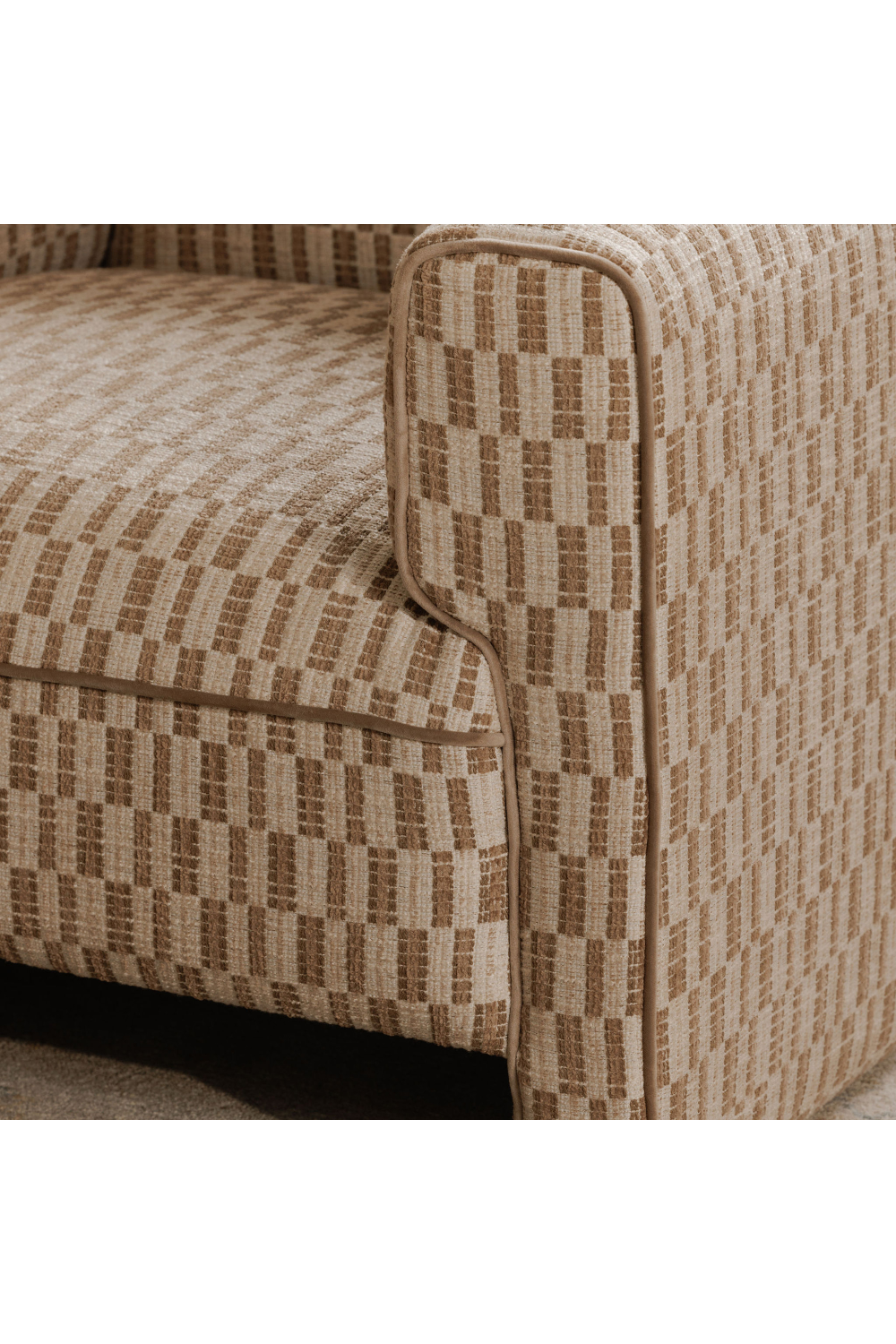 Rolled-Arm Accent Chair | Novi Living Leo | Oroa.com
