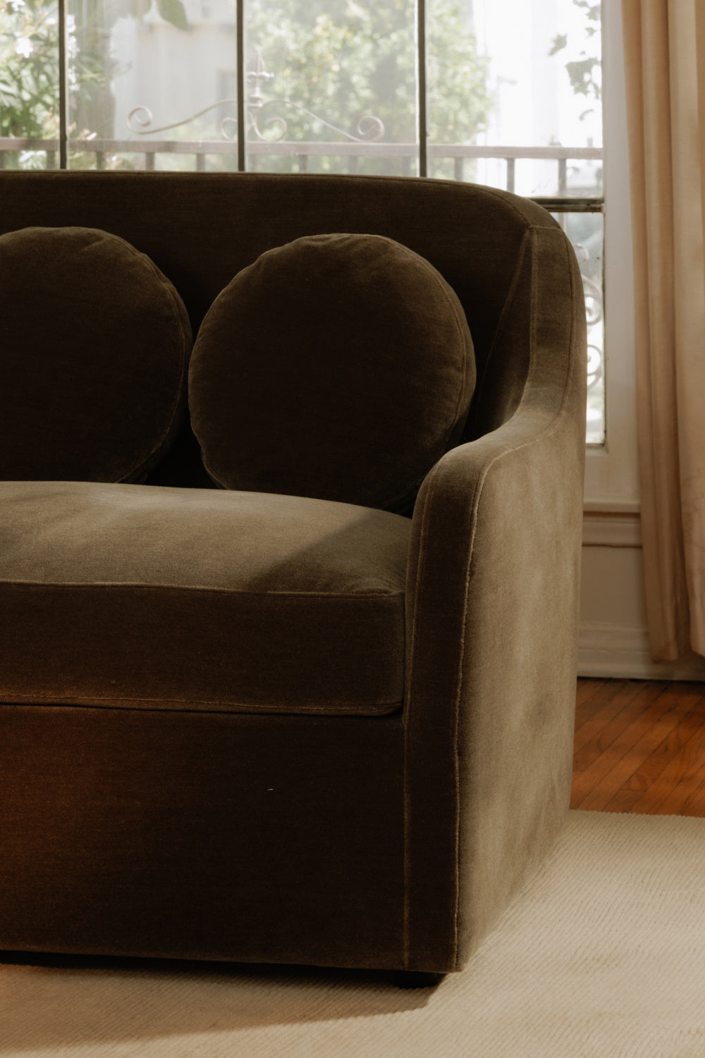 Modern European furniture - Curved Back Upholstered Sofa - www.oroa.com