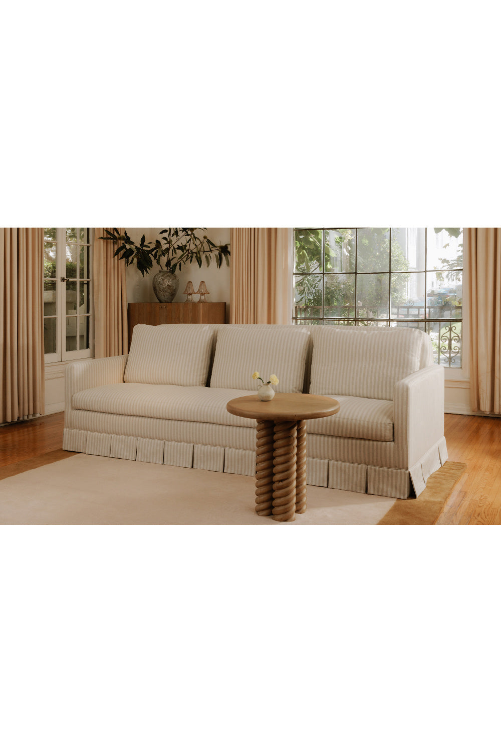 Beige Pleated Skirt Fabric Sofa – Pellicano – alternate view 10