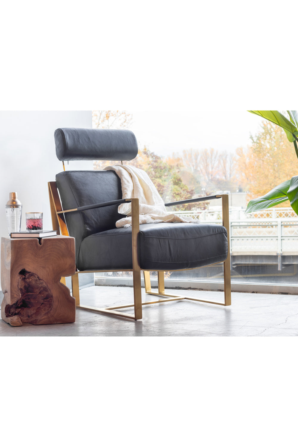 Black Leather Occasional Chair | Novi Living Paradiso | Oroa.com