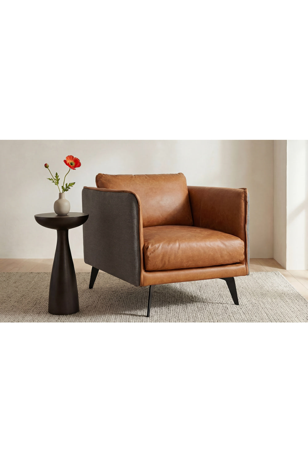 Brown Leather Lounge Armchair | Novi Living Messina | Oroa.com