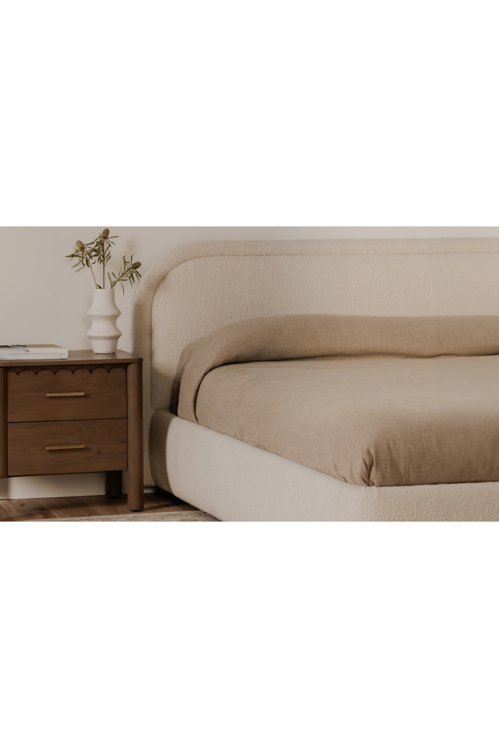 Modern European furniture - Cream Velvet King Bed - www.oroa.com