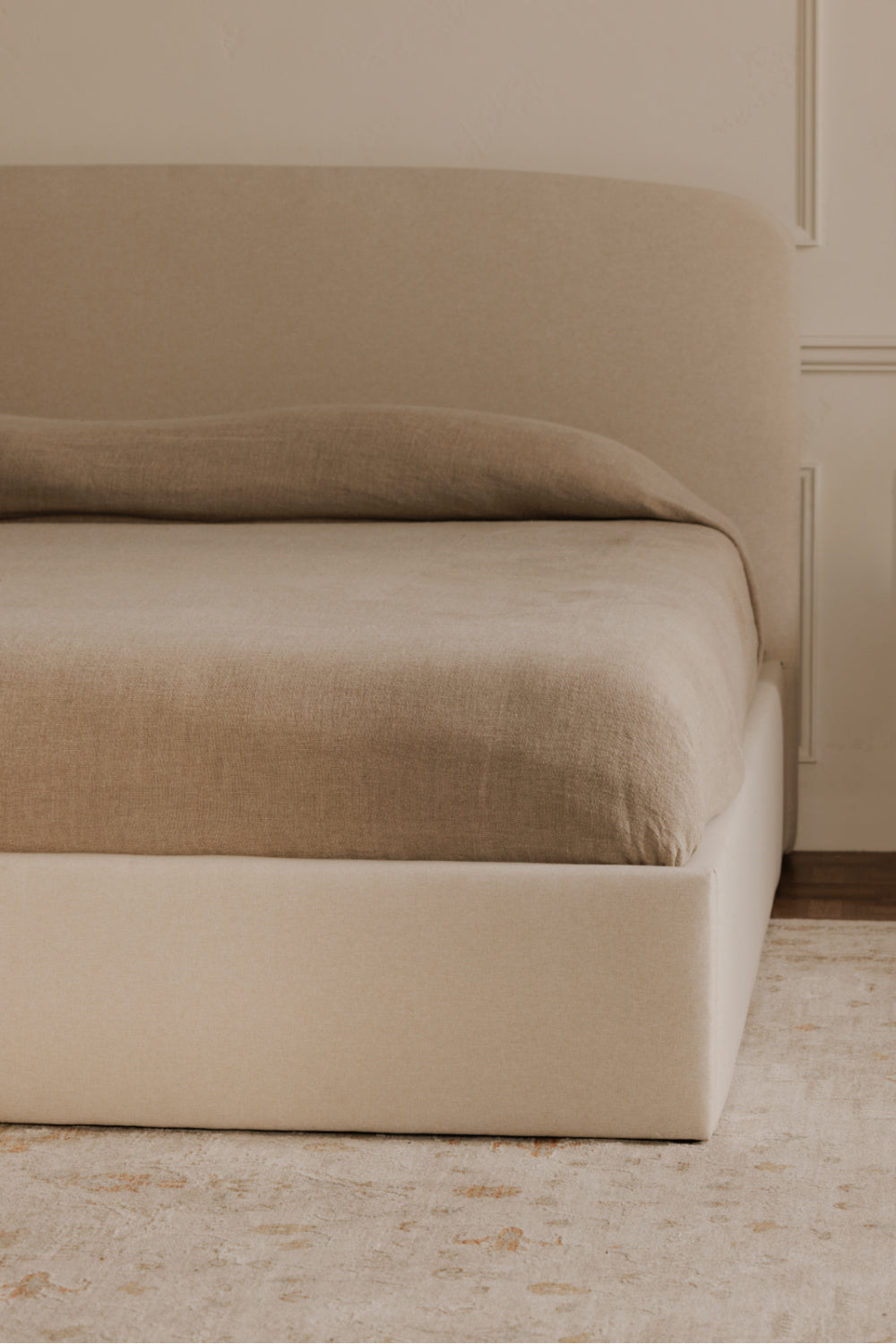 Modern European furniture - Cream Storage Bed - www.oroa.com