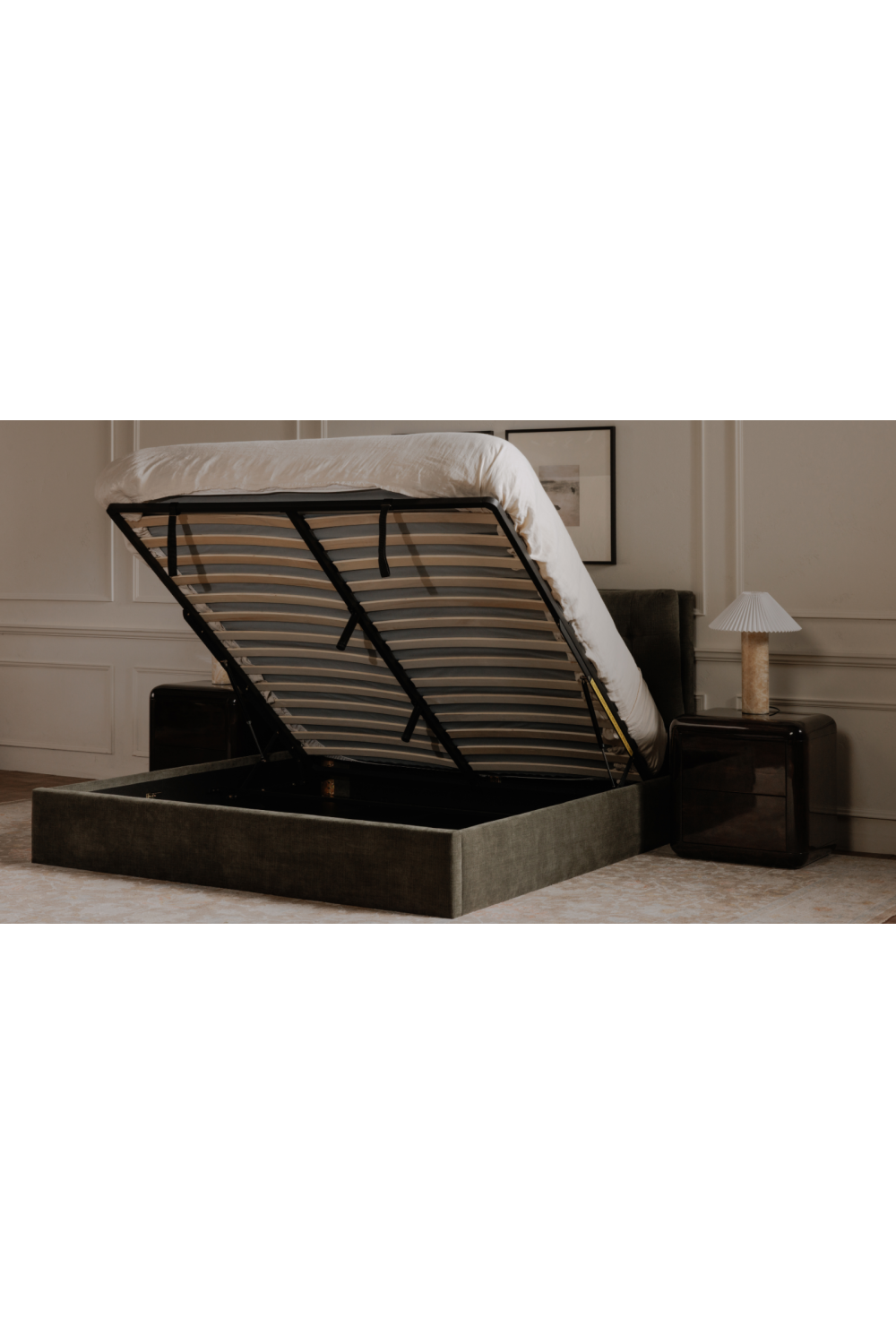 Modern European furniture - Tufted Storage Bed - www.oroa.com