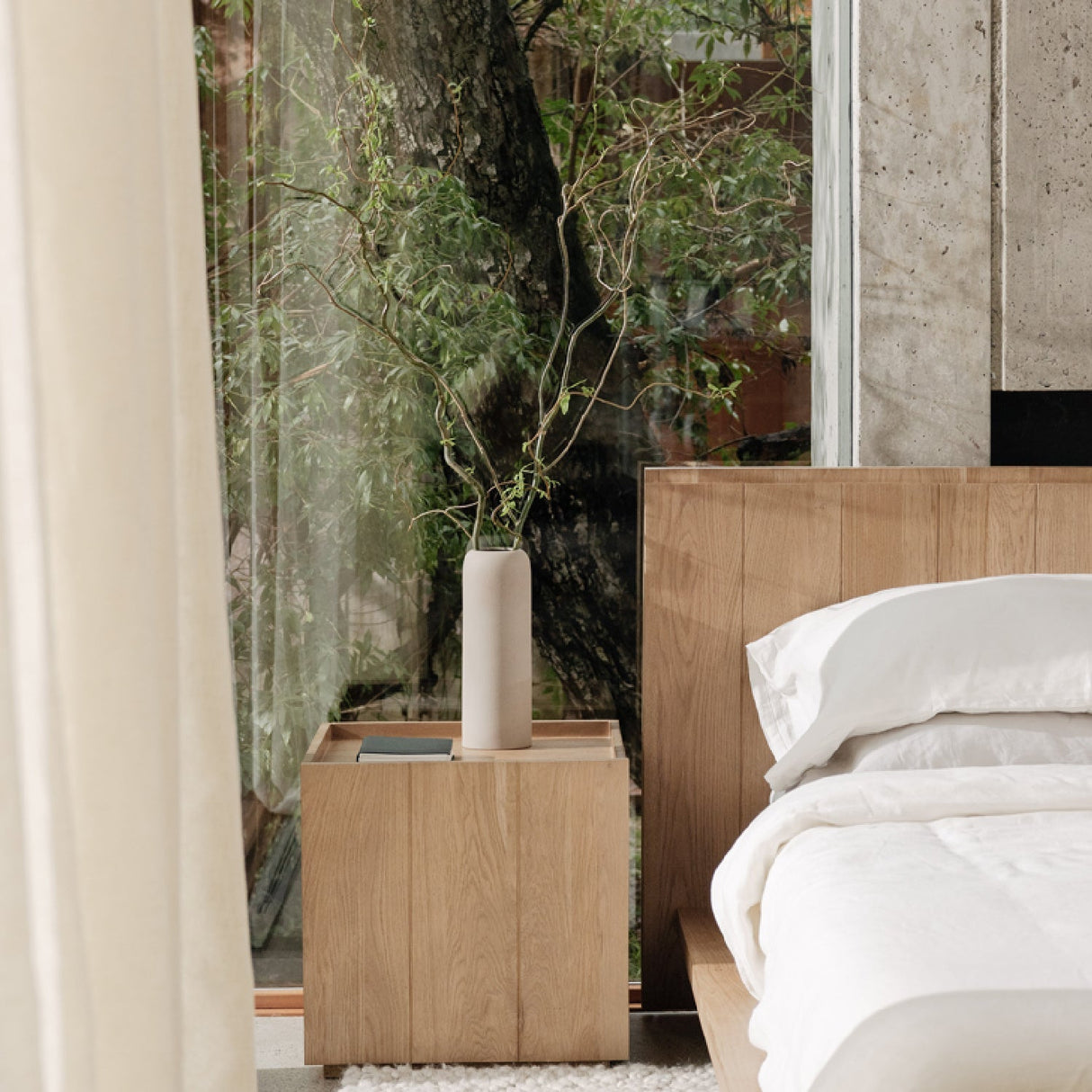 Modern European furniture - Solid Oak Wood Bed - www.oroa.com