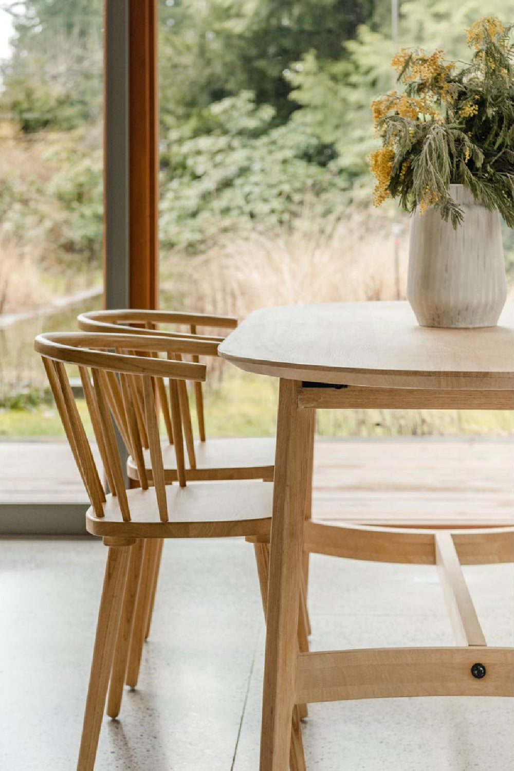Oak Scandinavian Dining Table S | Novi Living Trie
