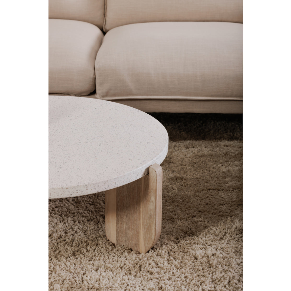 Acacia Legged Round Coffee Table | Novi Living Wunder