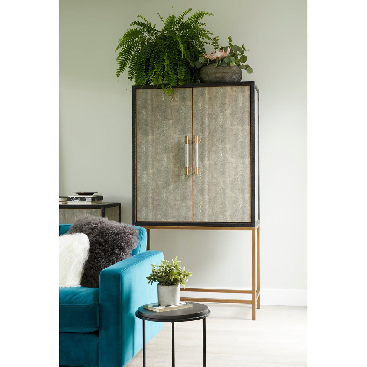 Modern European furniture - Solid Oak Bar Cabinet - www.oroa.com
