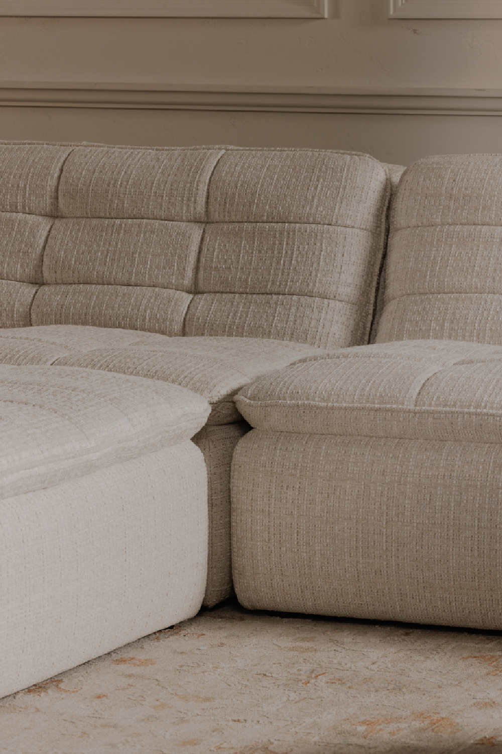 Grid Channeled Lounge Chair | Novi Living Lino | Oroa.com