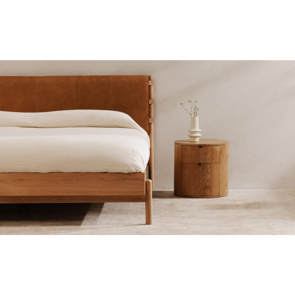 Modern European furniture - Brown Leather Bed - www.oroa.com