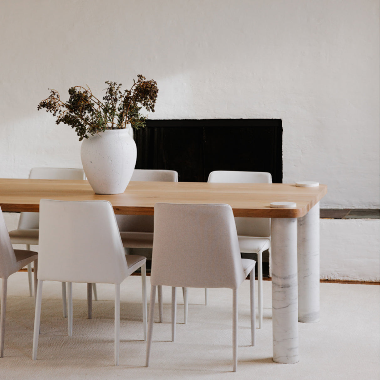 Minimalist Vegan Leather Dining Chairs (2) | Novi Living Nora | Oroa.com