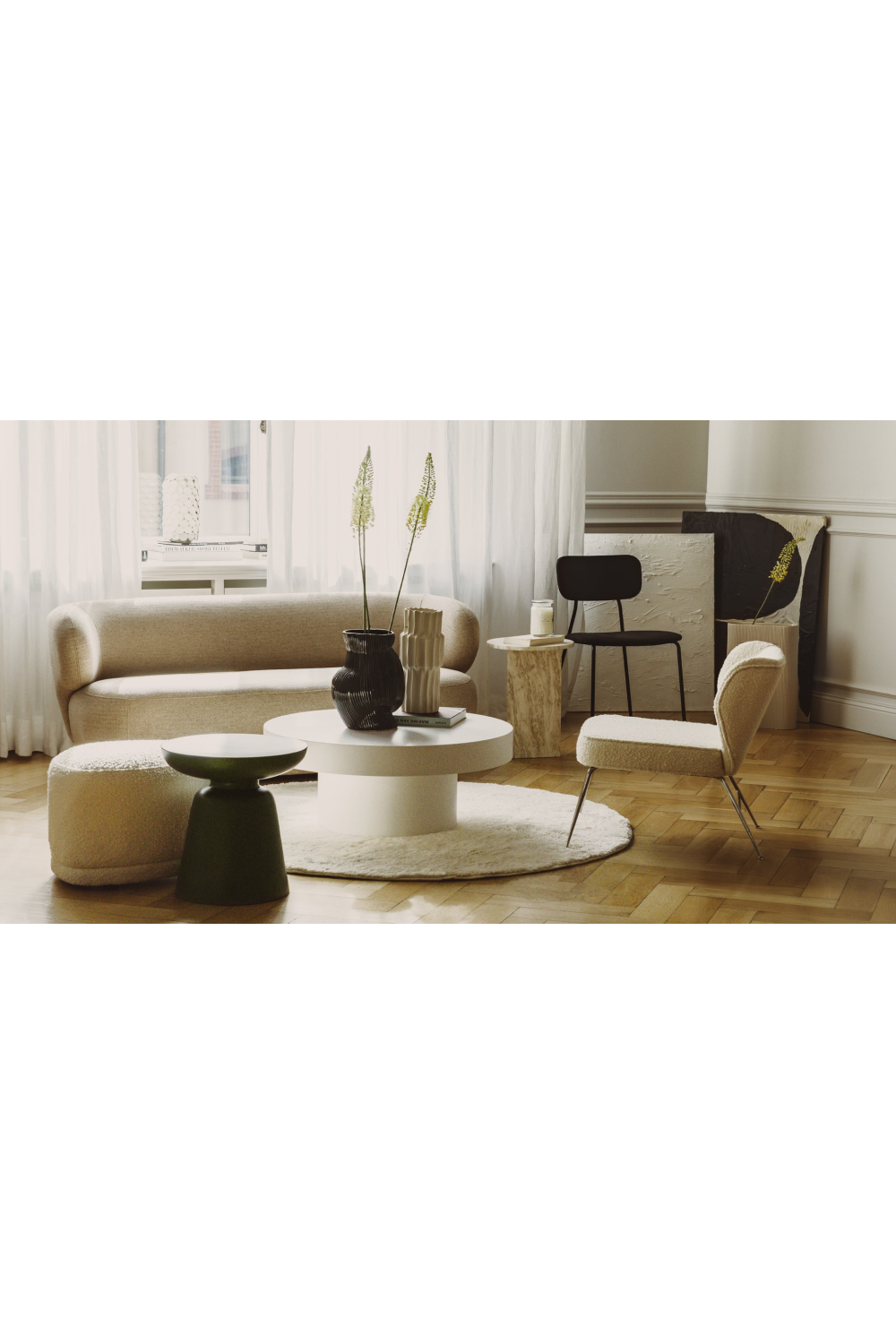 Curved Back 2-Seater Sofa | NV Gallery Giulia | Oroa.com