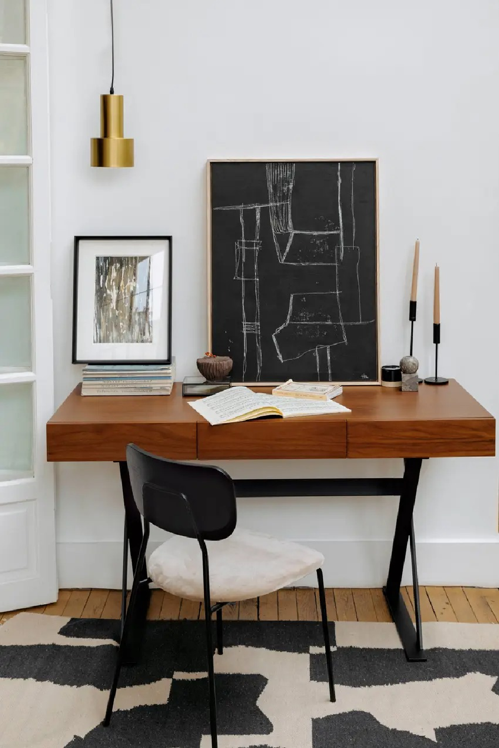 Grained Wood 3-Drawer Desk | NV Gallery Tuxedo | Oroa.com