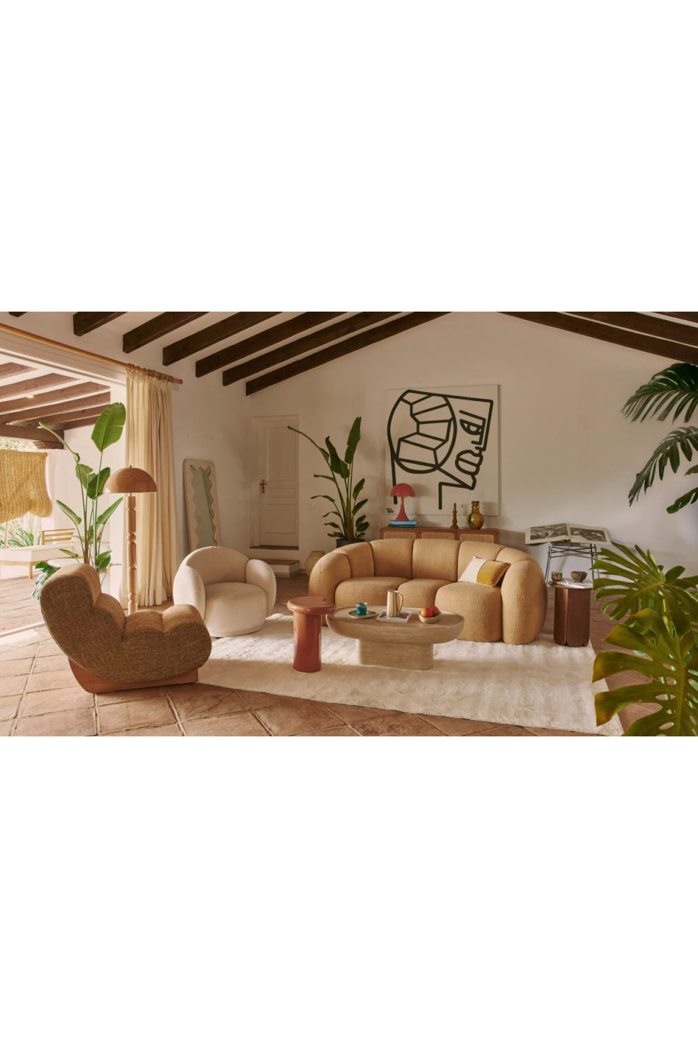 Rounded Legless Accent Armchair | Oroa.com