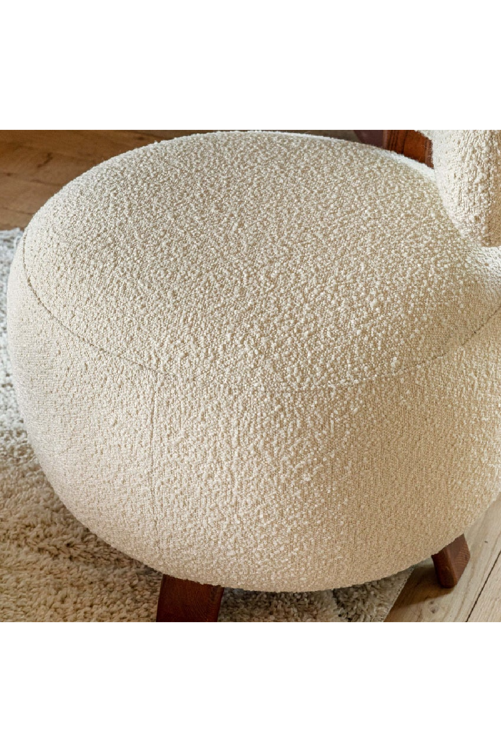 Rounded Seat Accent Chair | NV Gallery Platon | Oroa.com
