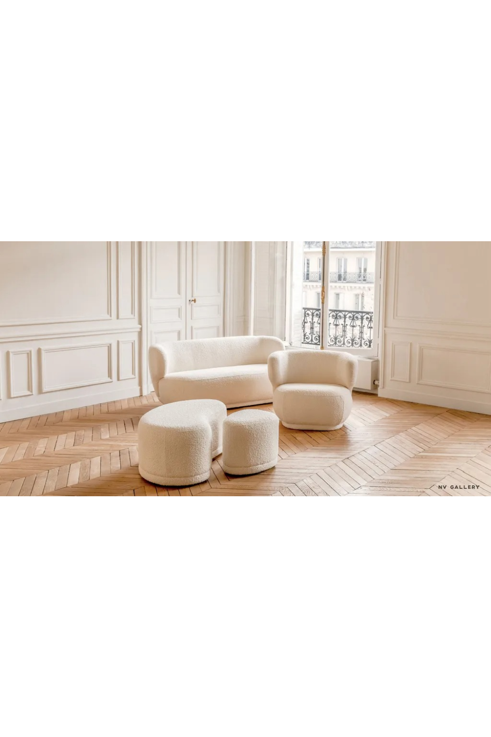 Pebble-Shaped Upholstered Bench | NV Gallery Enzo | Oroa.com