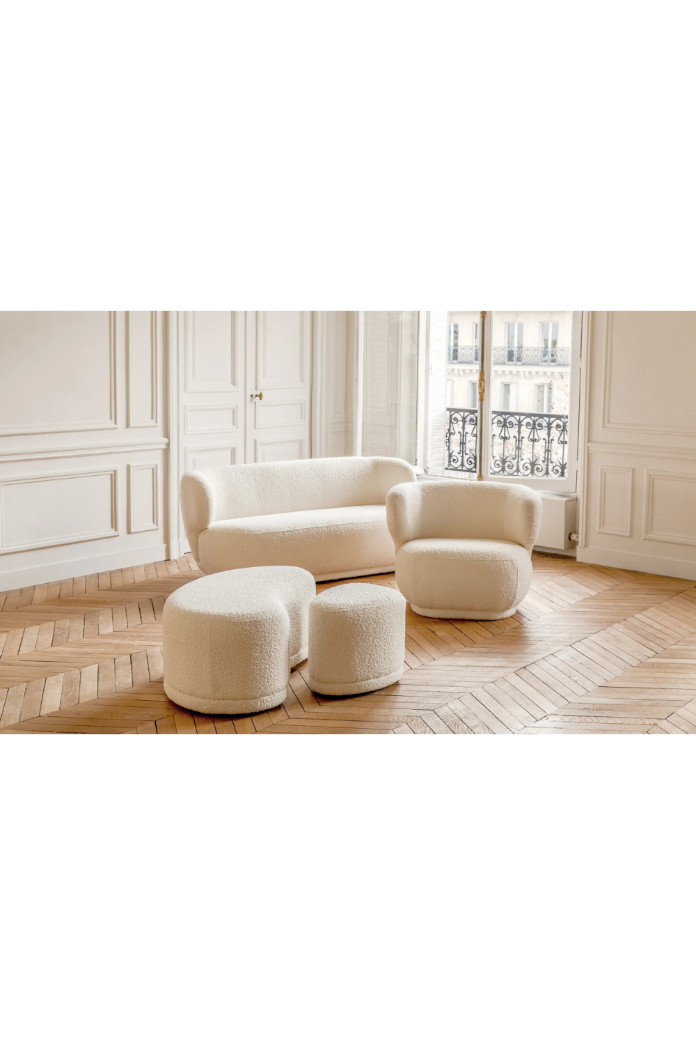 Pebble-Shaped Upholstered Bench | NV Gallery Enzo | Oroa.com