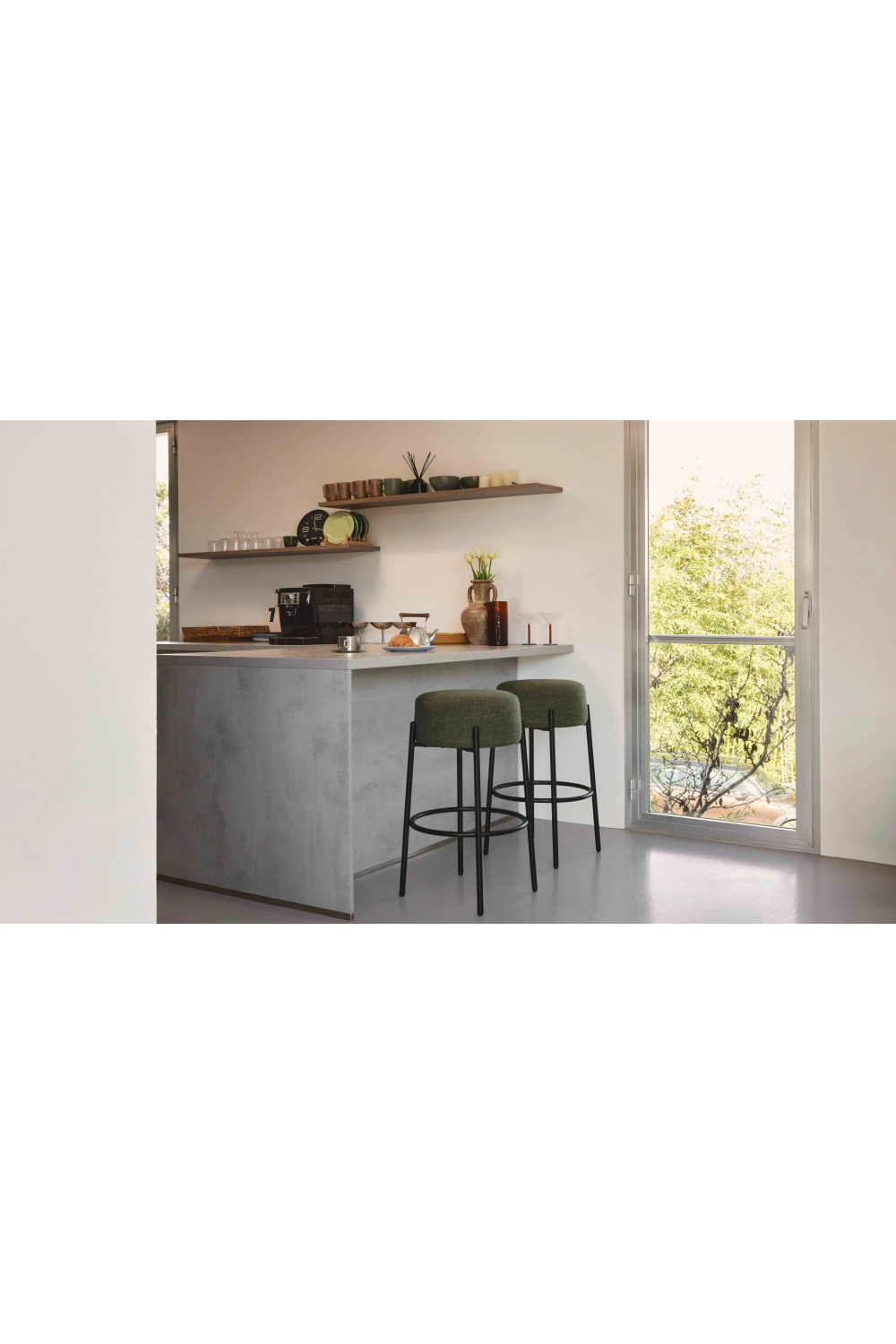 Round Seat Bar Stool | NV Gallery Bismi | Oroa.com