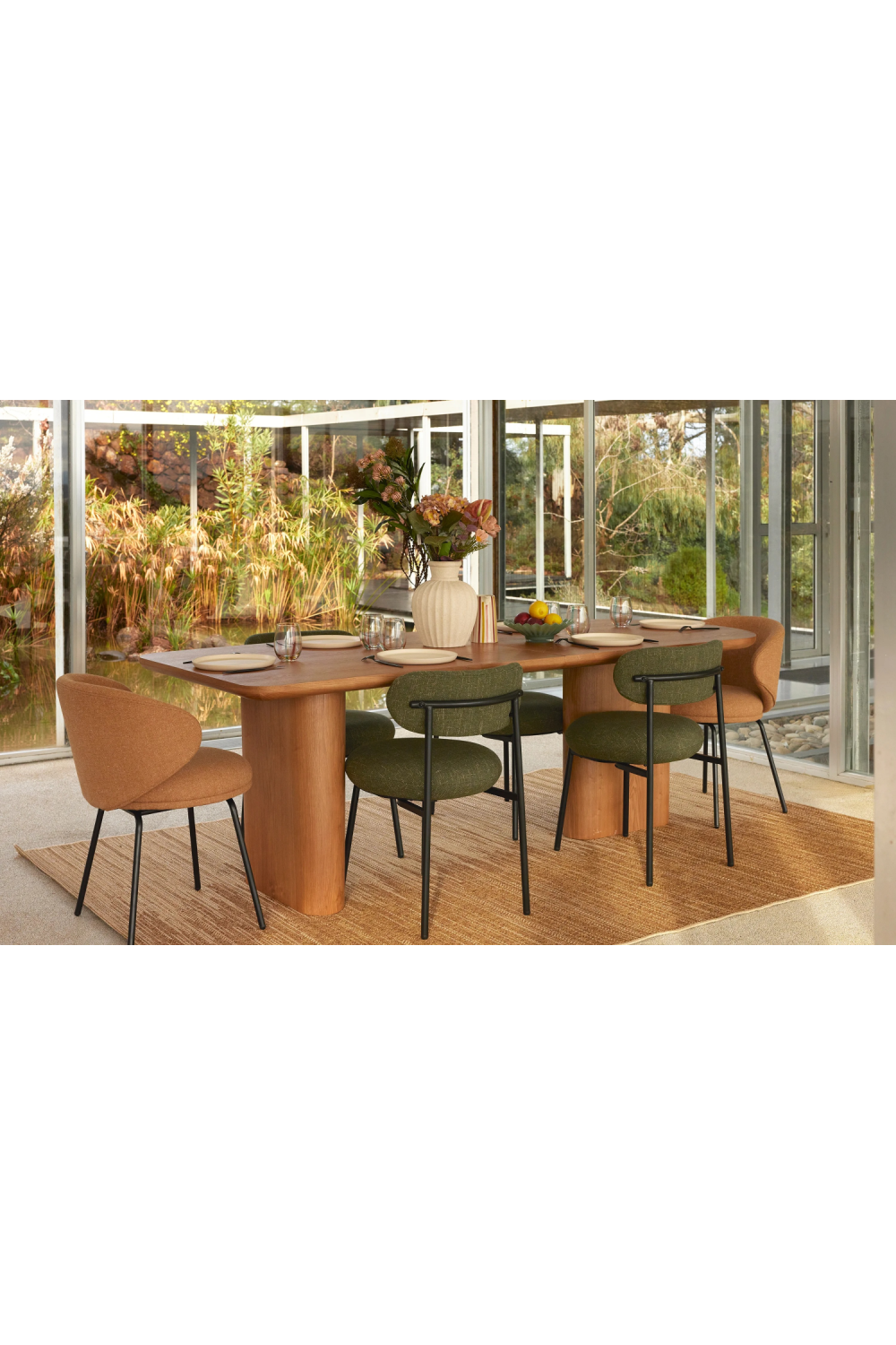 Curved Tweed Dining Chair | NV Gallery Savio | Oroa.com