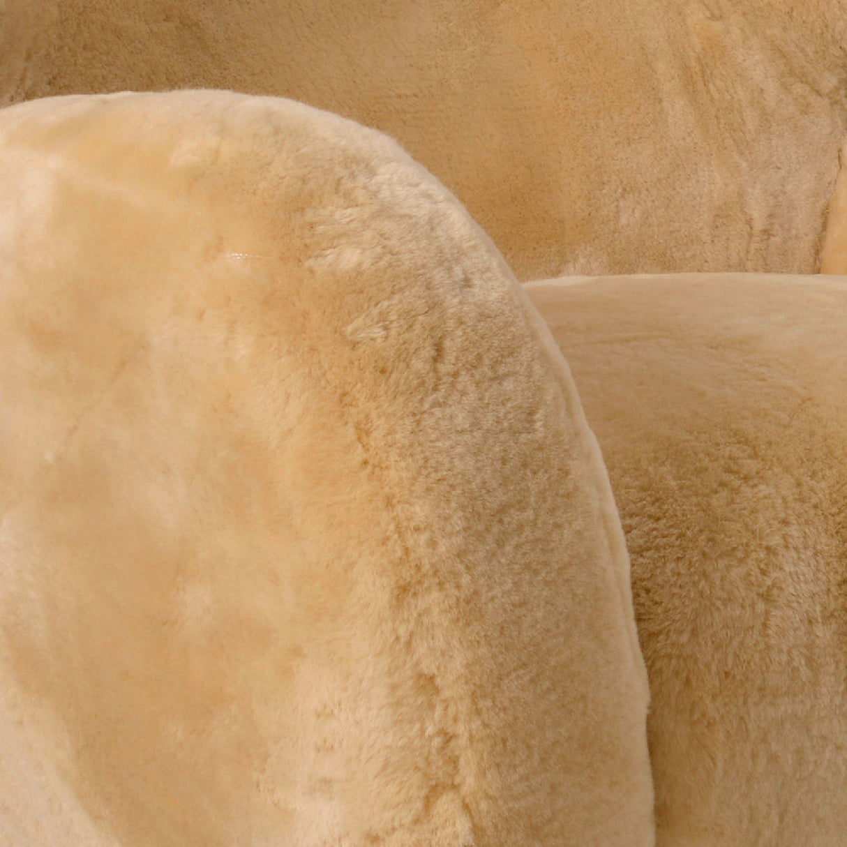 Beige Sheepskin Lounge Armchair – Dalton – alternate view 12