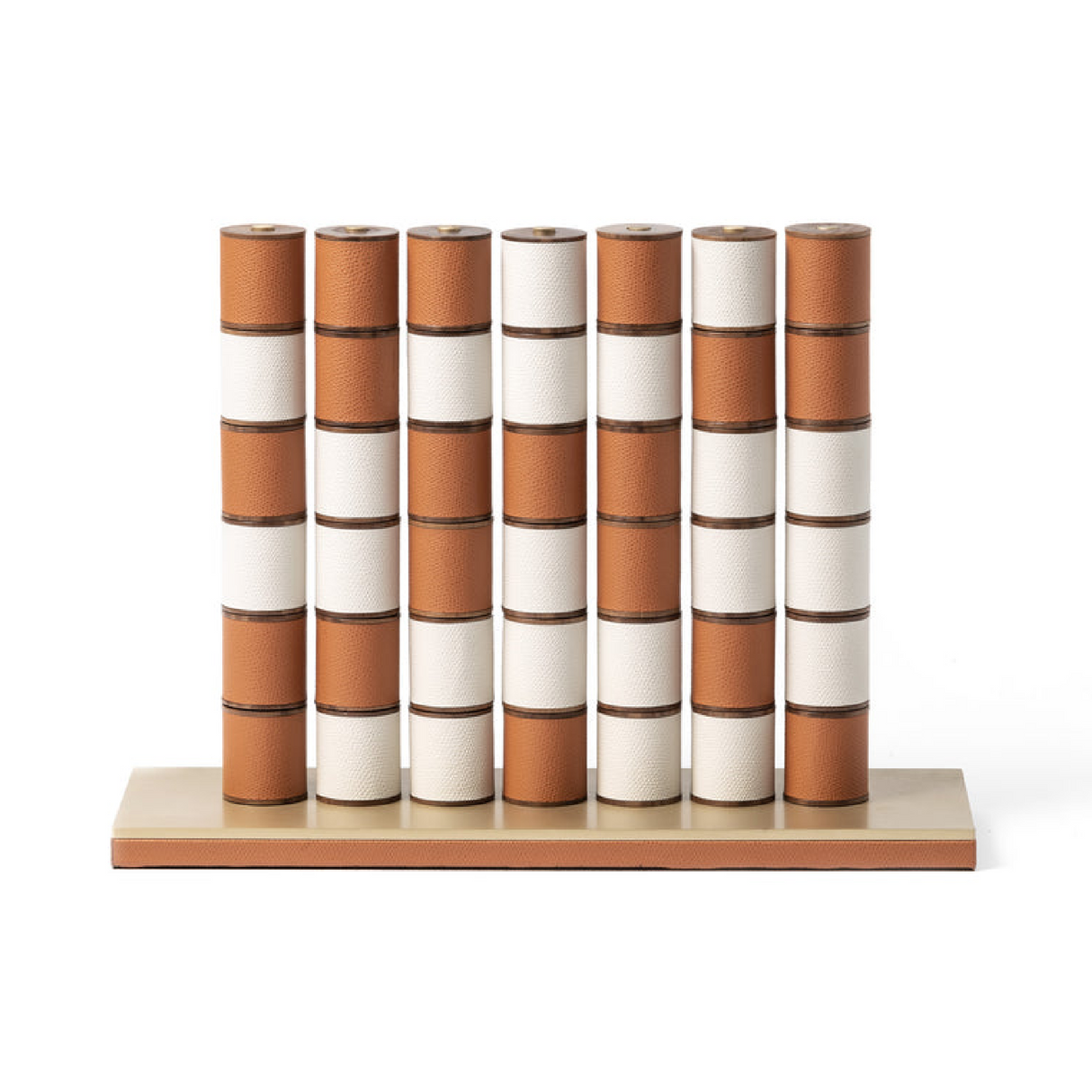 Bicolor Leather Game – Connect Four – angled view