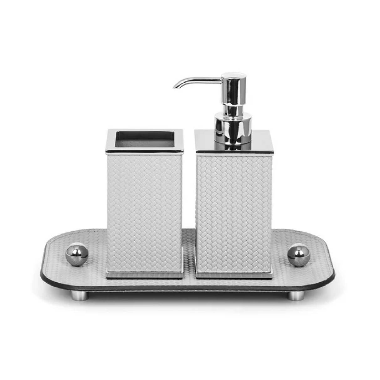 Leather Covered Bathroom Set | Pinetti Olimpia | OROA.com