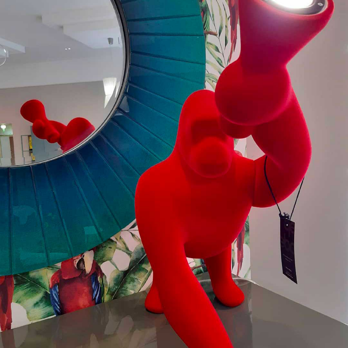 Gorilla-Shaped Table/Floor Lamp XS | Qeeboo Kong | OROA.com