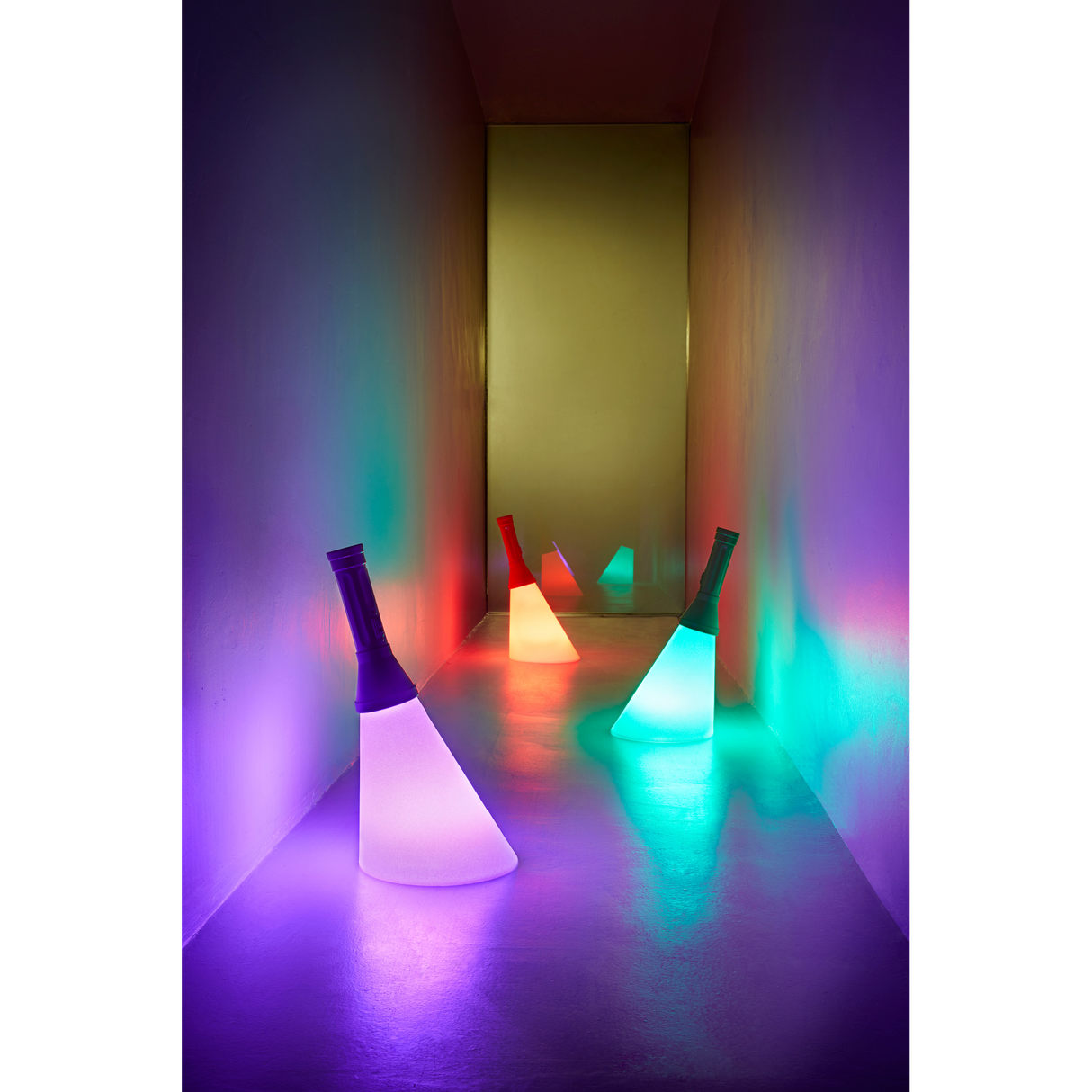 Rechargeable LED Lamp | Qeeboo Flash | OROA.com