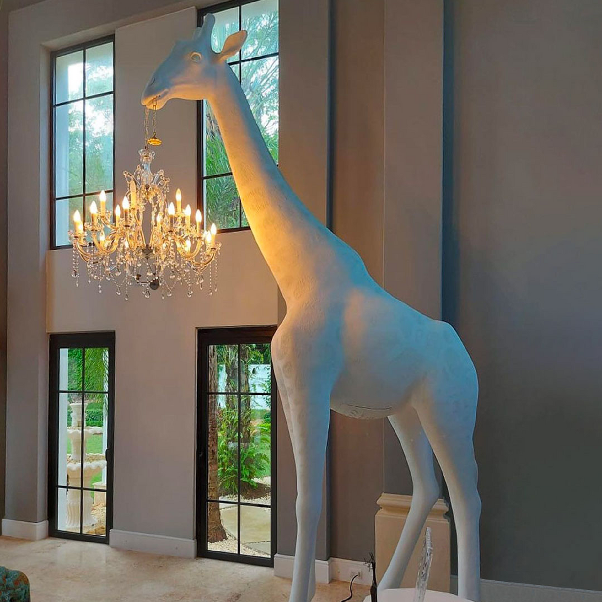 Giraffe Statue Floor Lamp | Oroa.com