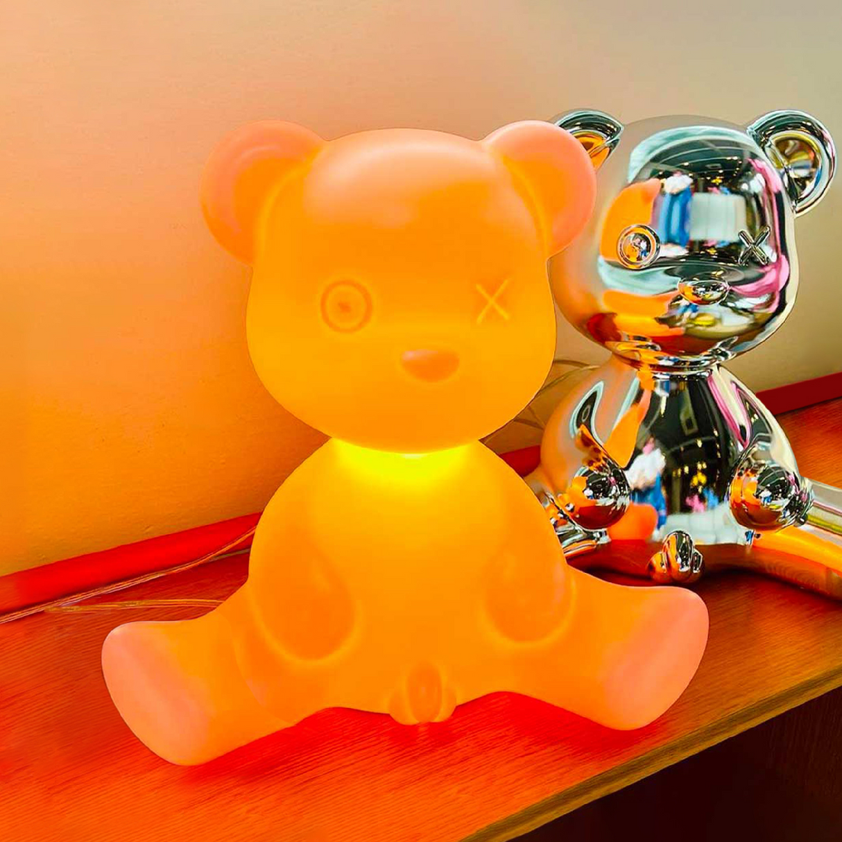 Colored Modern Table Lamp | Qeeboo Teddy Boy | OROA.com
