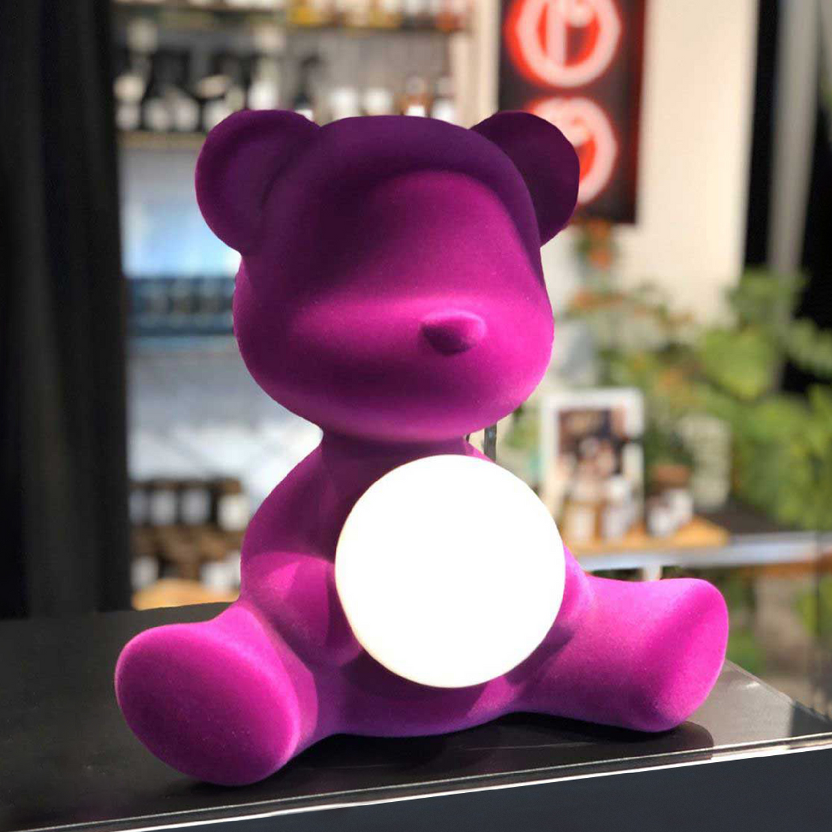 Velvet Rechargeble Table Lamp | Qeeboo Teddy Girl | OROA.com