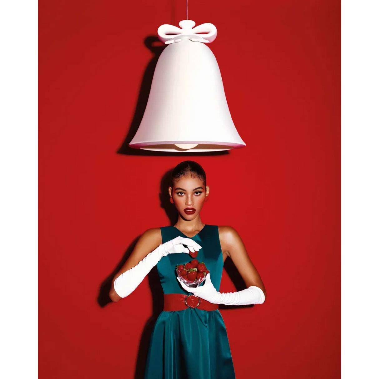 Bell-Shaped Hanging Lamp M | Qeeboo Mabelle | OROA.com