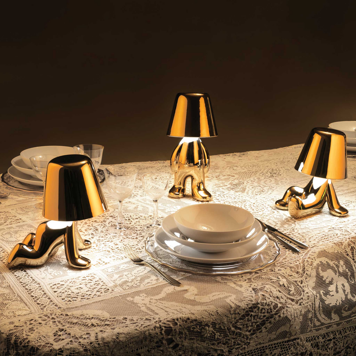 Metallic Child Figurine LED Lamp | Qeeboo Golden Brothers | OROA.com