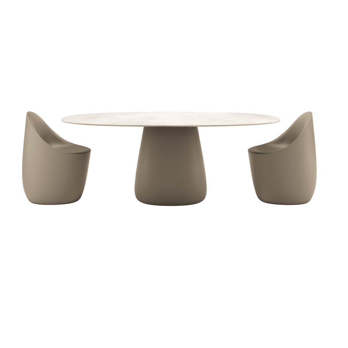 Oval Indoor/Outdoor Dining Table | Qeeboo Cobble | OROA.com