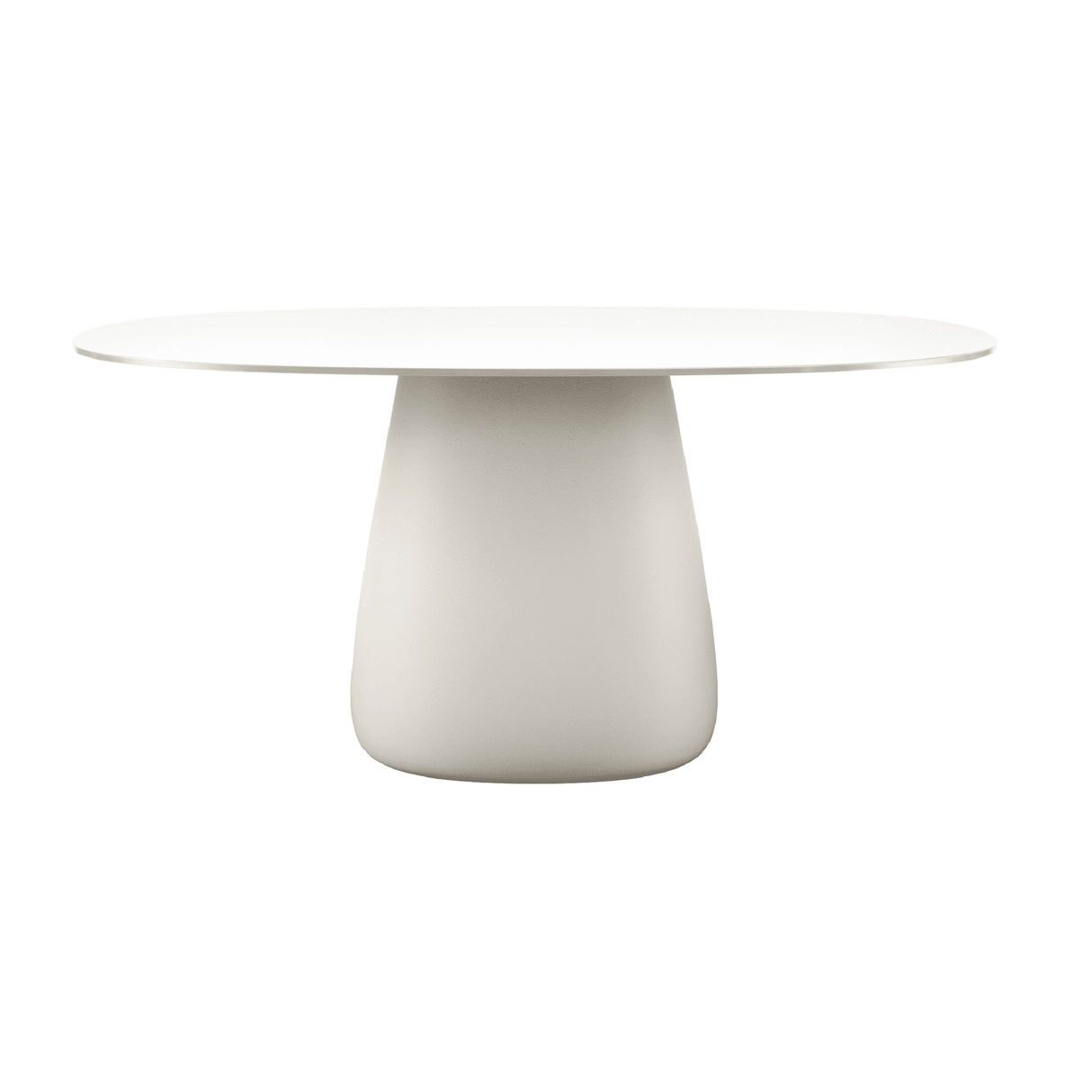 Oval Indoor/Outdoor Dining Table | Qeeboo Cobble | OROA.com