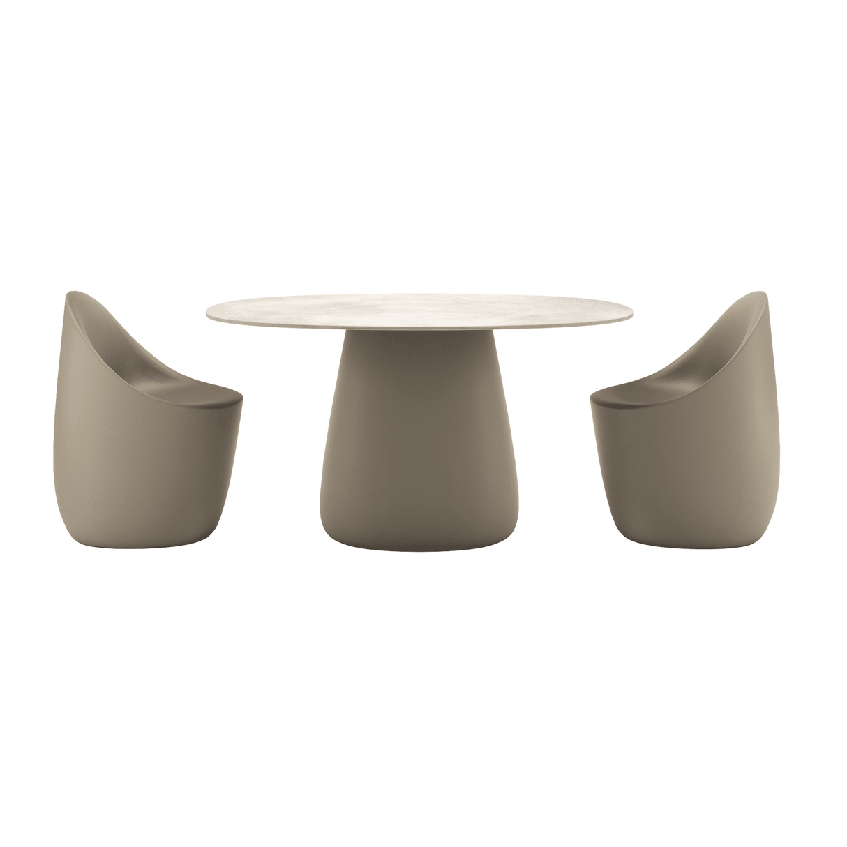 Oval Indoor/Outdoor Dining Table | Qeeboo Cobble | OROA.com