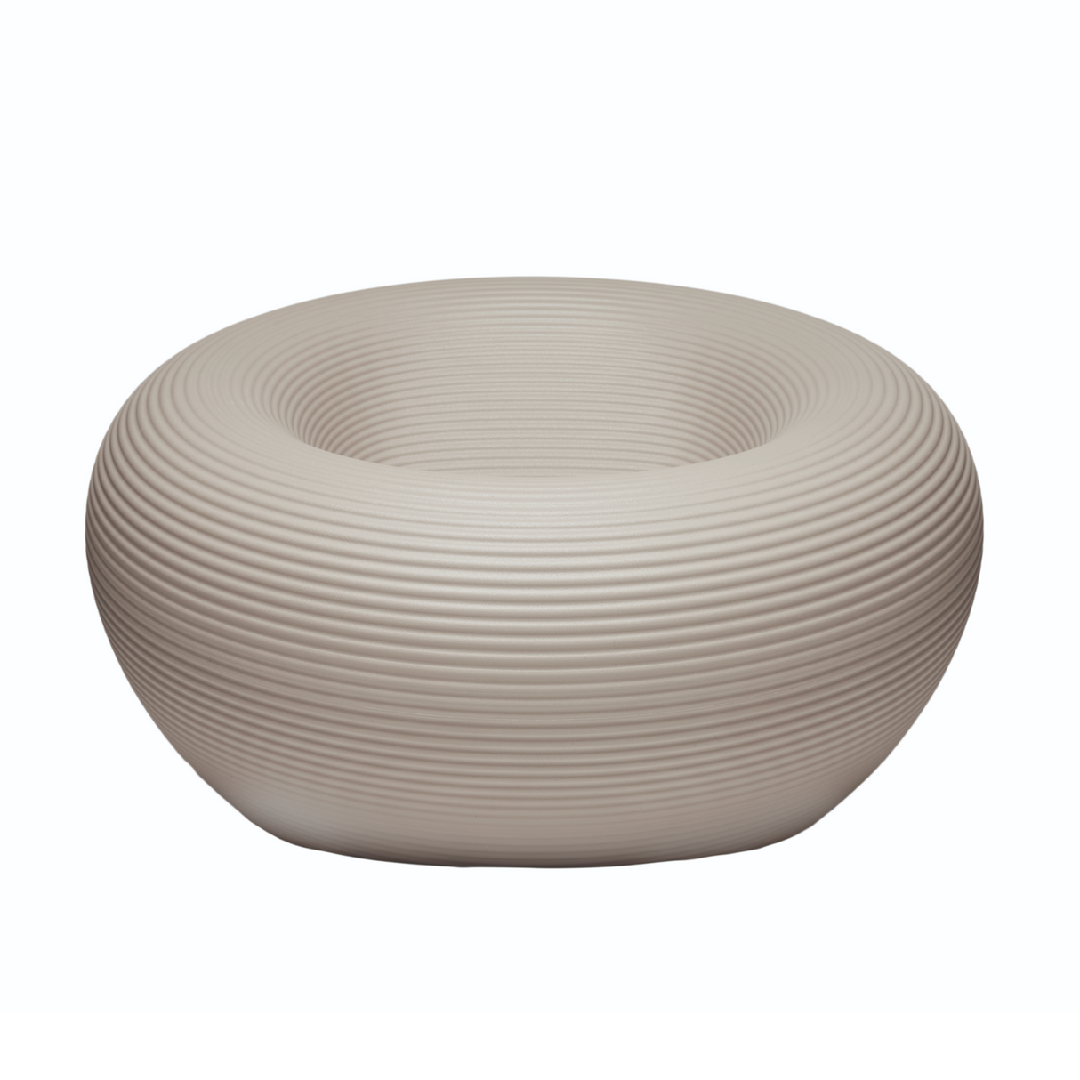 Round Outdoor Lounge Chair | Qeeboo Nami | OROA.com