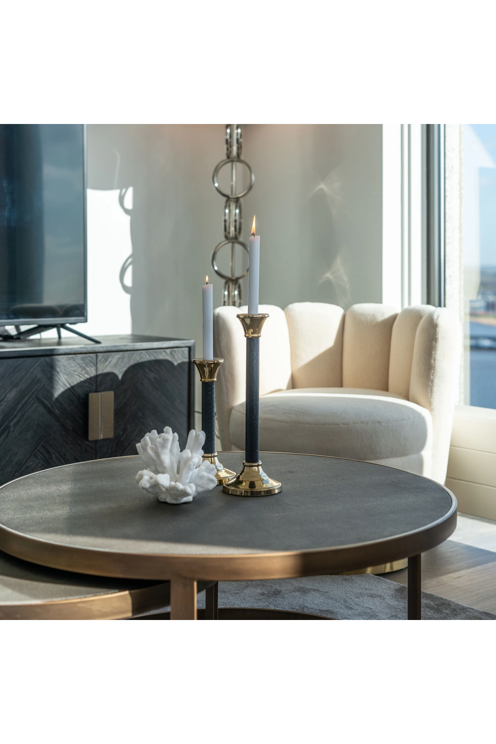 Round Nested Coffee Tables (2) | Oroa.com